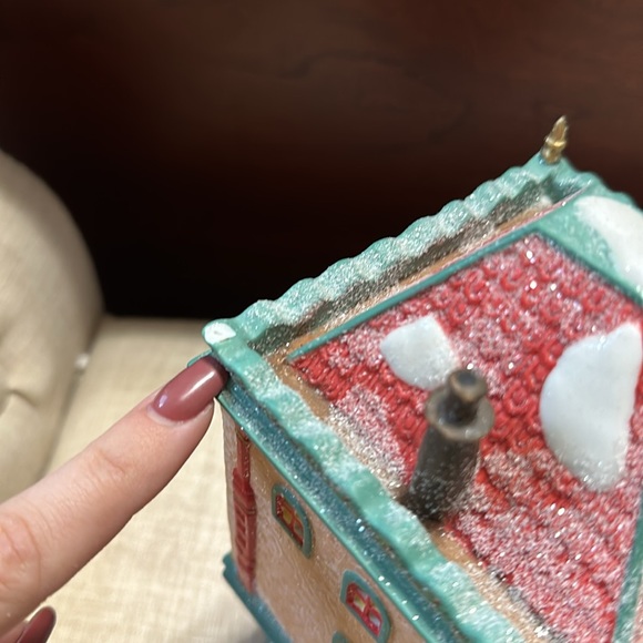 Department 56 Maries Doll House - Picture 7 of 13